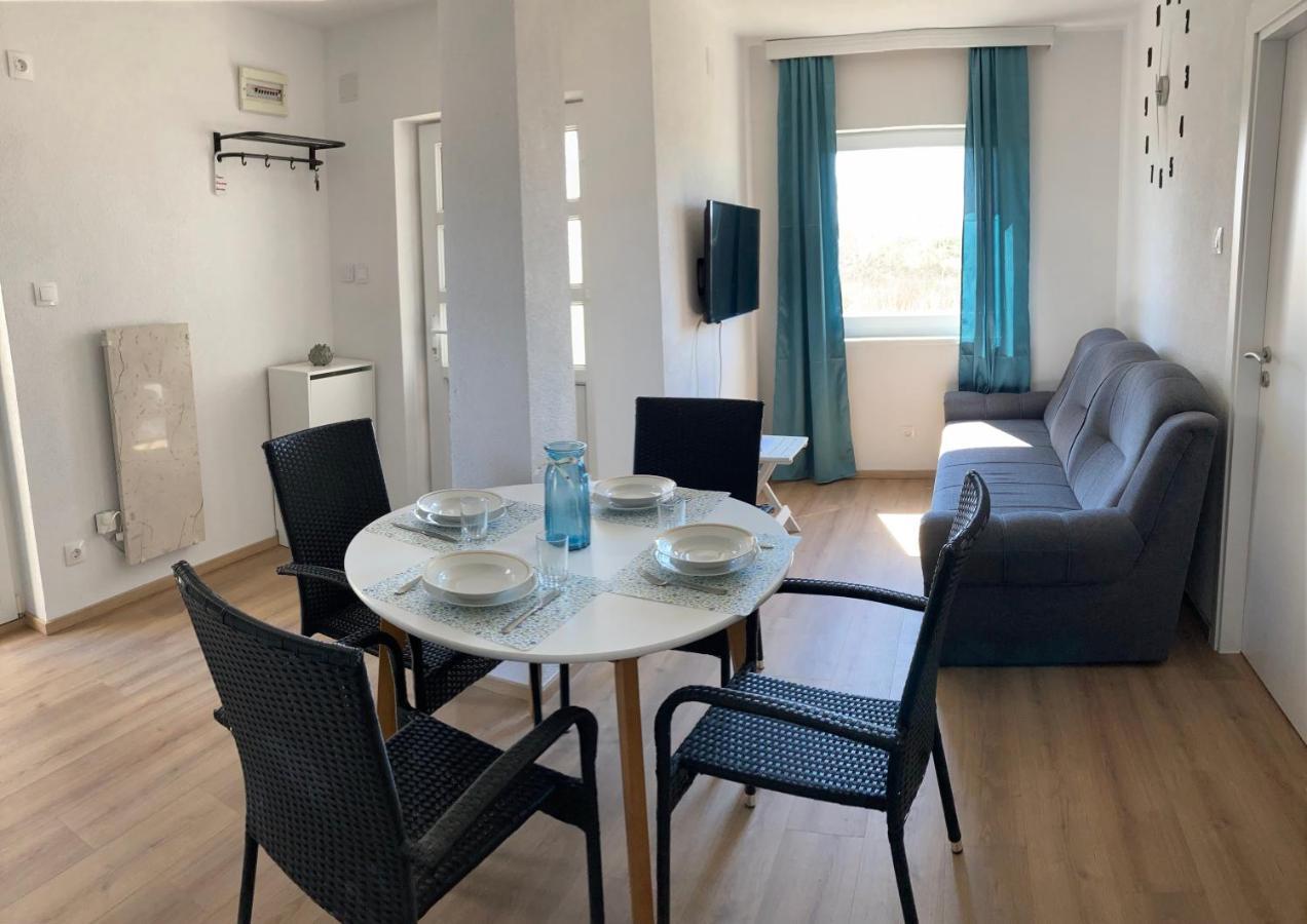 Apartmani Dorijan Vrsi Exterior foto